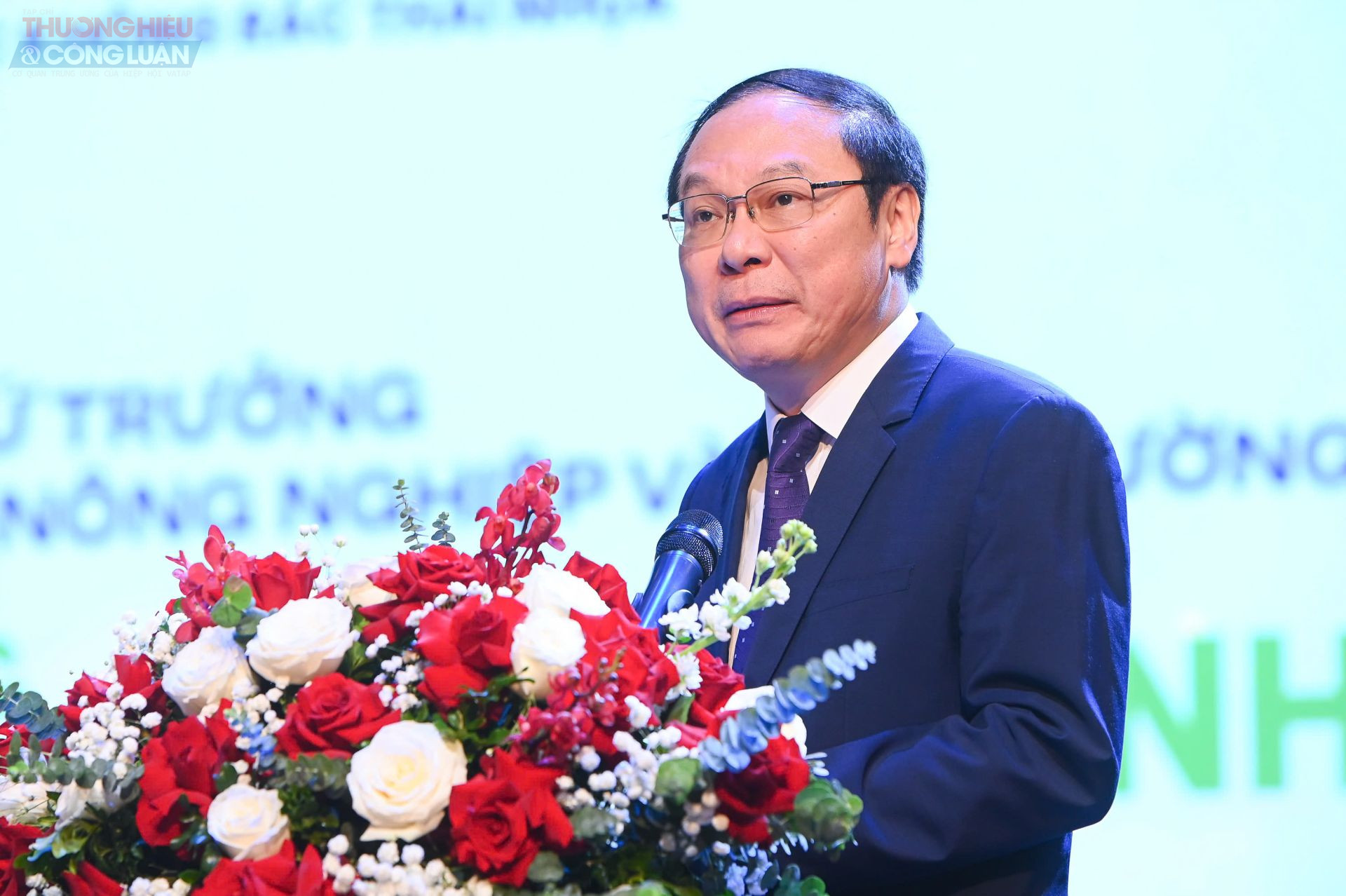 Thứ trưởng Bộ N&ocirc;ng nghiệp v&agrave; M&ocirc;i trường, Trưởng ban Tổ chức Giải thưởng L&ecirc; C&ocirc;ng Th&agrave;nh ph&aacute;t biểu tại Lễ trao giải.