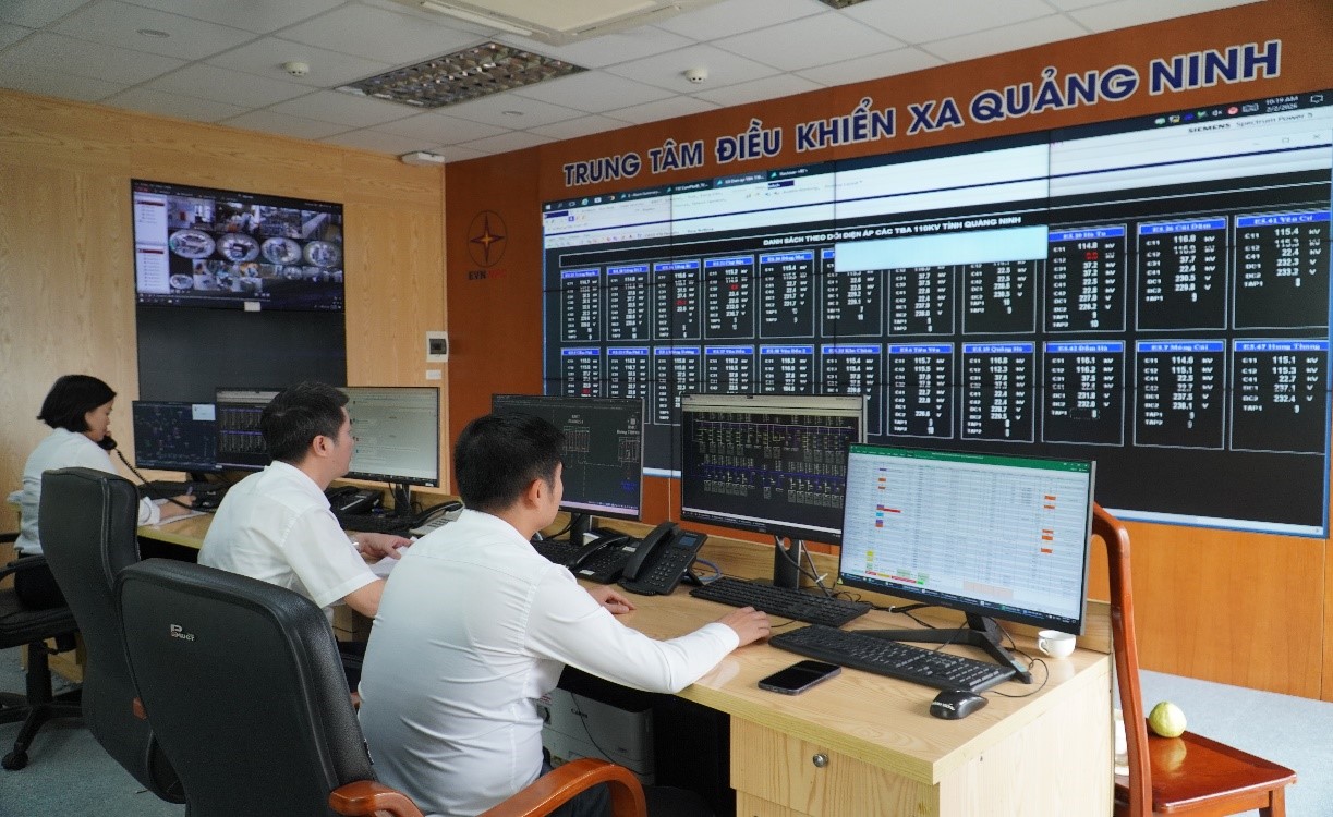 Điều độ vi&ecirc;n ph&ograve;ng Điều độ trực vận h&agrave;nh đảm bảo cung cấp điện an to&agrave;n, li&ecirc;n tục