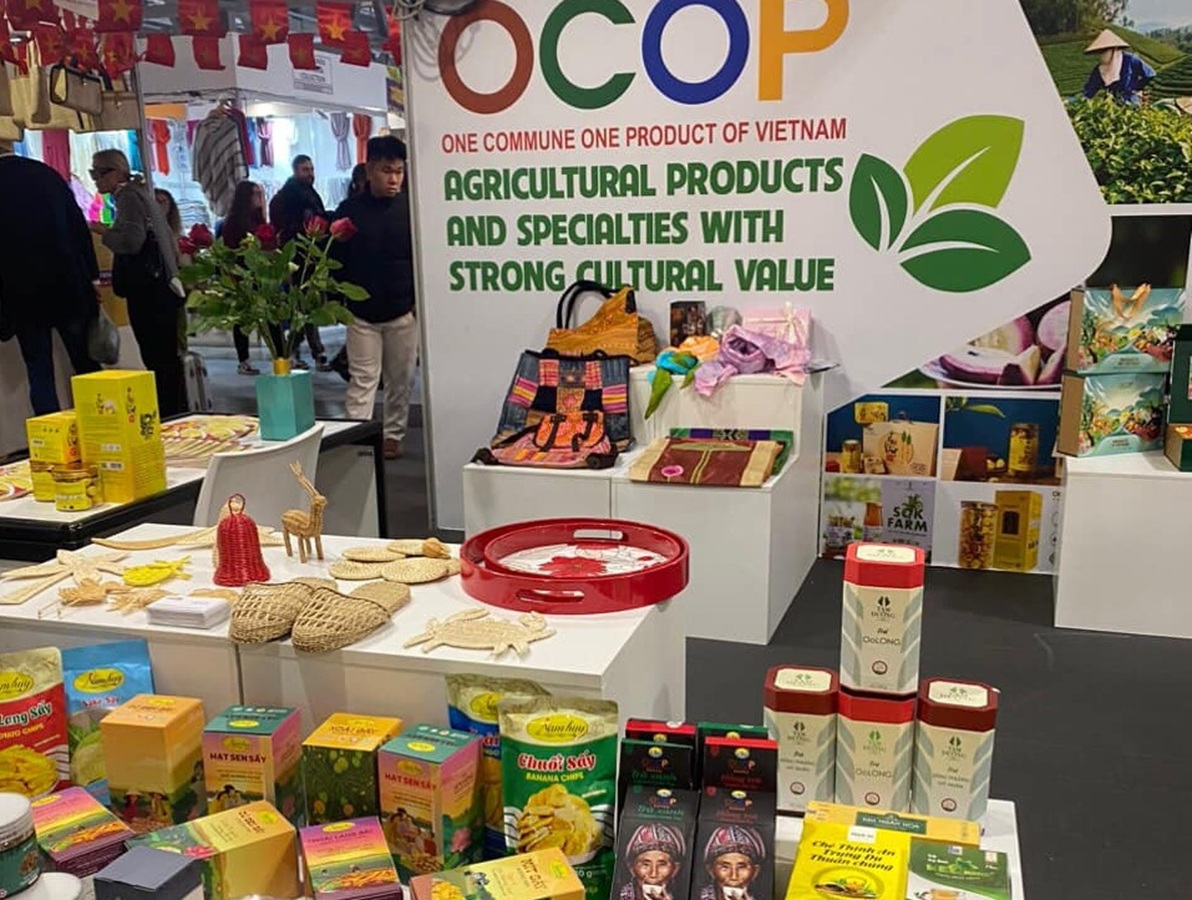 Trong kỷ nguy&ecirc;n ti&ecirc;u d&ugrave;ng xanh, gi&aacute; trị của một sản phẩm kh&ocirc;ng chỉ nằm ở c&ocirc;ng năng m&agrave; c&ograve;n ở tầng s&acirc;u văn h&oacute;a n&oacute; mang theo