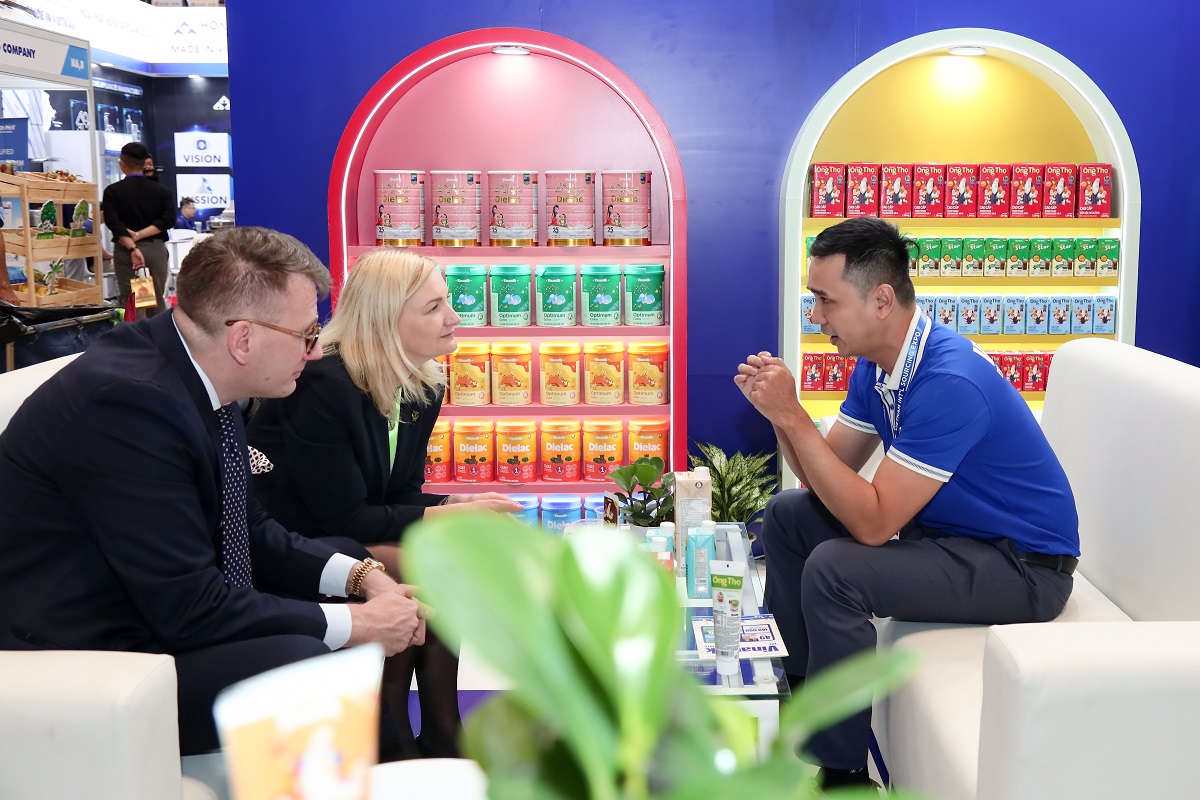 Đẩy mạnh c&aacute;c hoạt động x&uacute;c tiến thương mại gi&uacute;p Vinamilk n&acirc;ng cao h&igrave;nh ảnh v&agrave; vị thế thương hiệu tr&ecirc;n thị trường quốc tế. Ảnh: Vi Nam