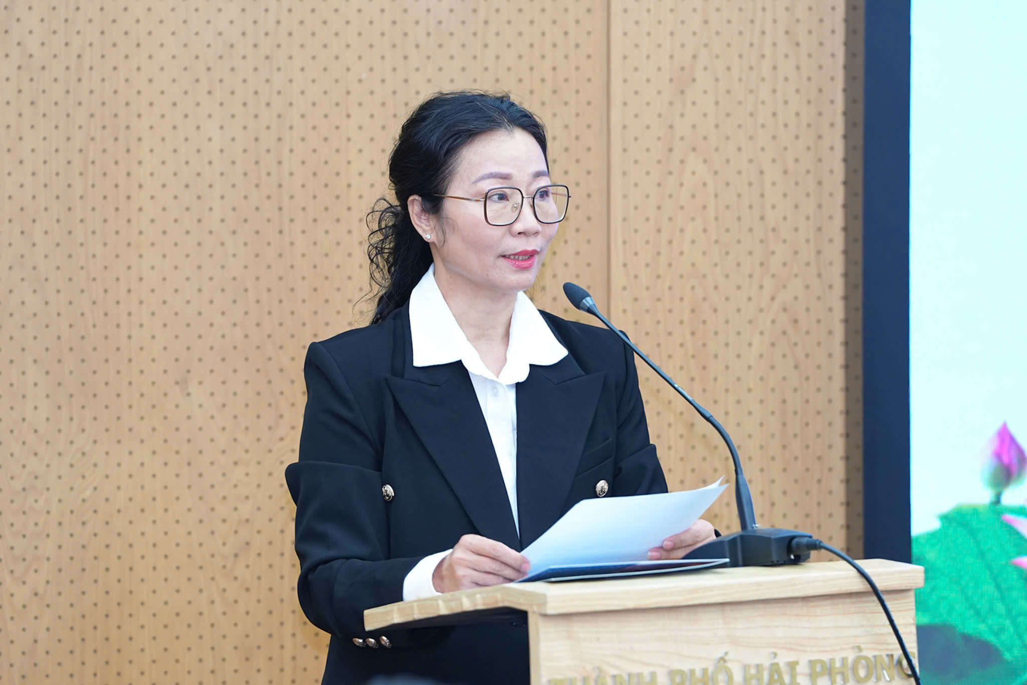 C&ocirc;ng bố Quyết định th&agrave;nh lập v&agrave; bổ nhiệm l&atilde;nh đạo Ban Quản l&yacute; Dự &aacute;n đầu tư x&acirc;y dựng c&ocirc;ng tr&igrave;nh n&ocirc;ng nghiệp v&agrave; ph&aacute;t triển n&ocirc;ng th&ocirc;n Hải Ph&ograve;ng.