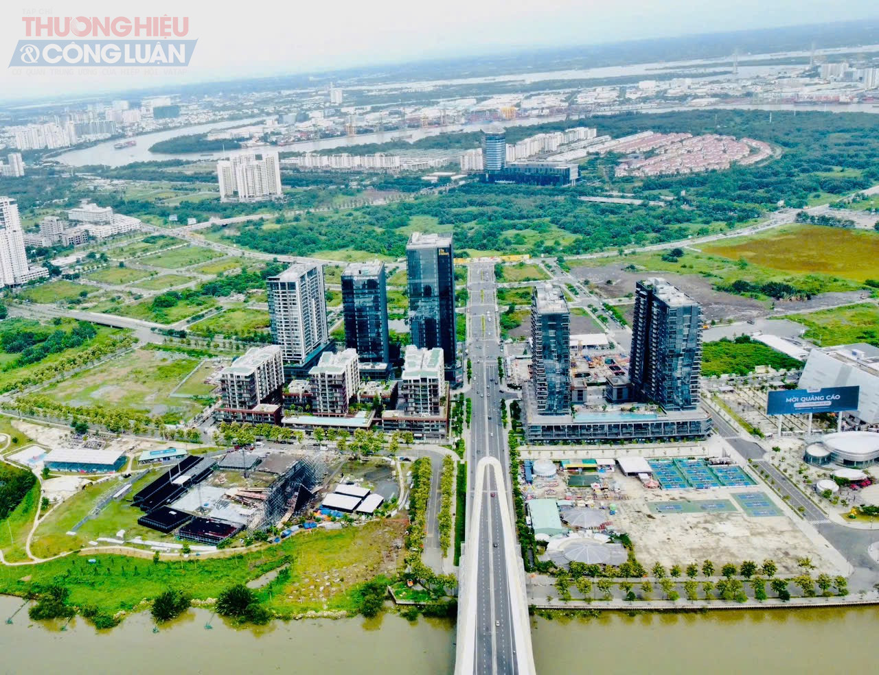 Sau s&aacute;p nhập sẽ mở ra cho thị trường ph&iacute;a Nam cơ hội tăng trưởng mới với c&aacute;c dự &aacute;n c&oacute; quy m&ocirc; lớn, ph&aacute;t triển theo hướng bền vững, minh bạch hơn.