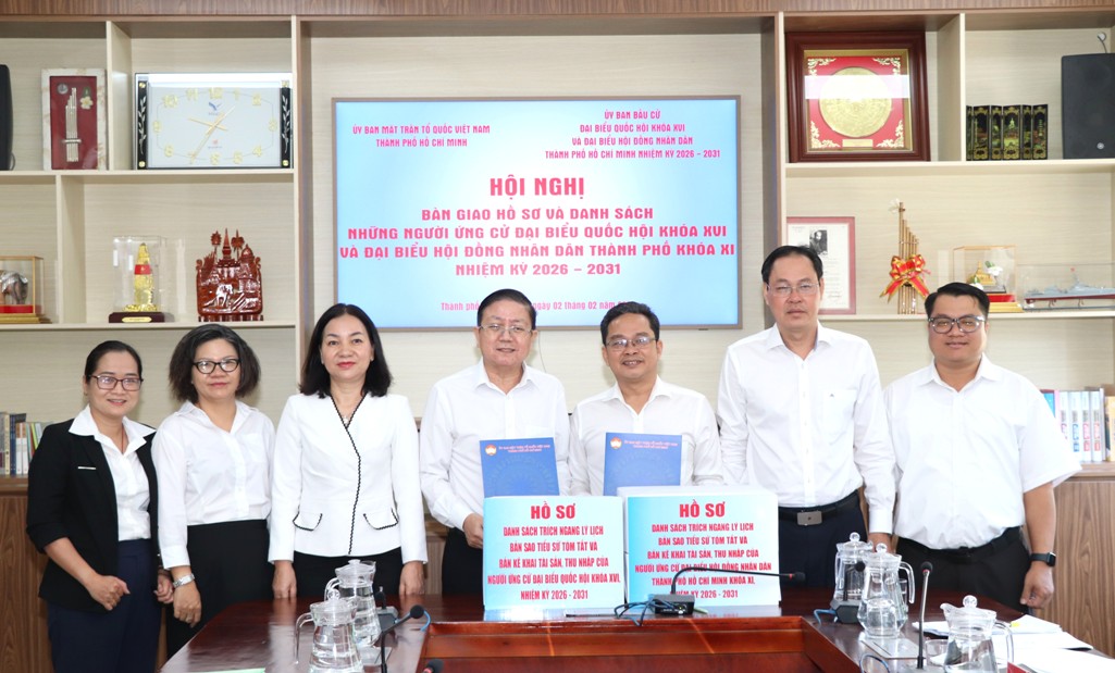 TP. HCM tiếp nhận hồ sơ 60 ứng viên ĐBQH và 222 ứng viên HĐND thành phố