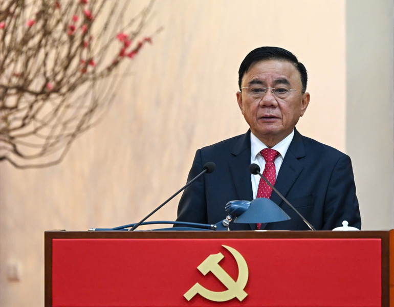 Đồng chí Trần Cẩm Tú, Ủy viên Bộ Chính trị, Thường trực Ban Bí thư phát biểu tại buổi gặp mặt.(Ảnh: DUY LINH) Đồng chí Trần Cẩm Tú, Ủy viên Bộ Chính trị, Thường trực Ban Bí thư phát biểu tại buổi gặp mặt.(Ảnh: DUY LINH)