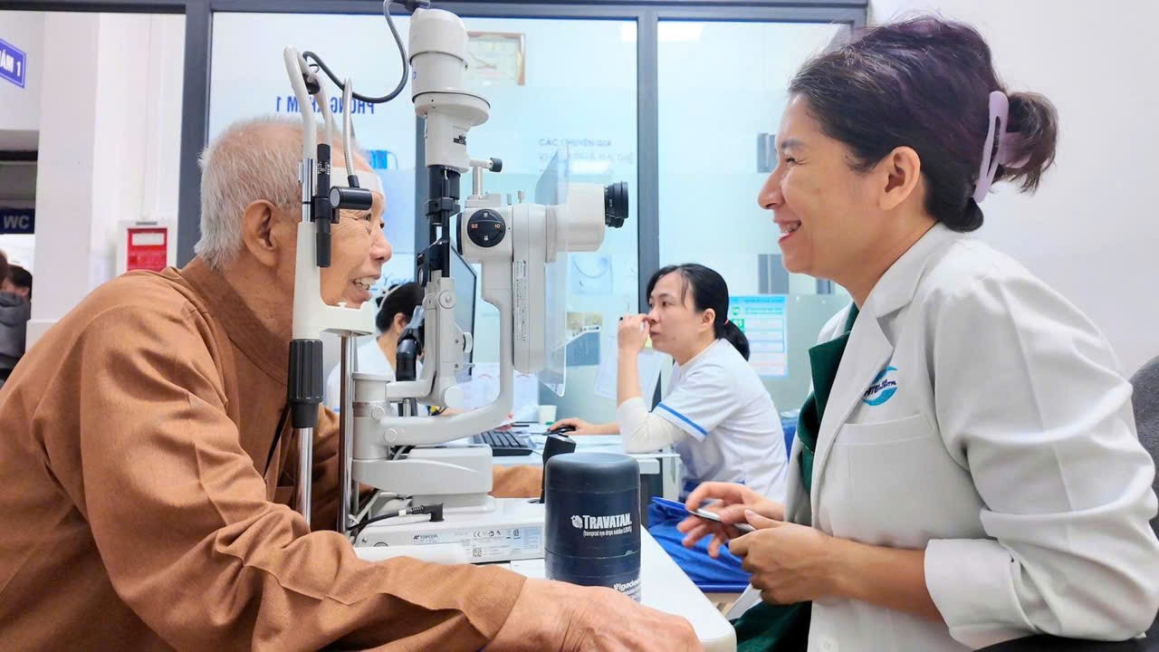 Trợ giá 40% khám chữa bệnh về Mắt theo công nghệ cao 