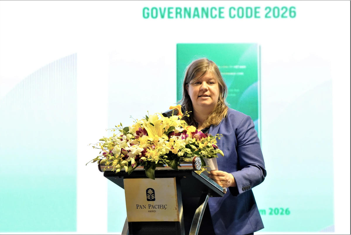 B&agrave; Sibylle Bachmann - Trưởng đại diện Tổng cục Kinh tế Li&ecirc;n bang Thụy Sĩ tại Việt Nam đ&aacute;nh gi&aacute; Bộ nguy&ecirc;n tắc Quản trị C&ocirc;ng ty Việt Nam 2026.