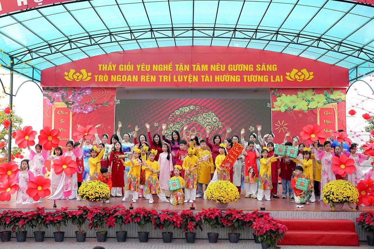 Sôi nổi chuyên đề Đội cấp thành phố "Xuân Chia Sẻ - Tết Yêu Thương” tại Trường Tiểu học Đồng Thái, phường An Hải