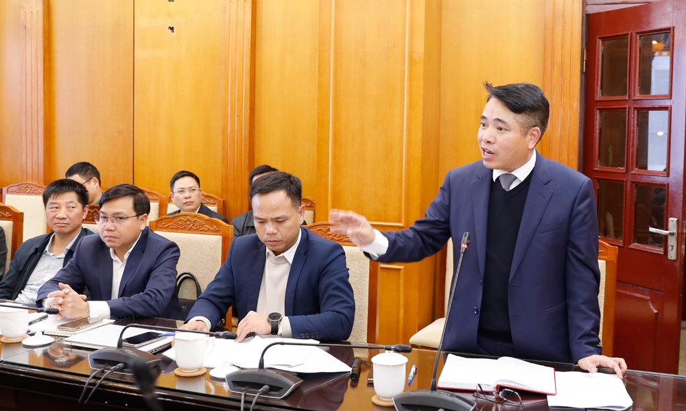 L&atilde;nh đạo Sở X&acirc;y dựng ph&aacute;t biểu.