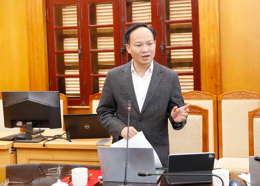 Đồng ch&iacute; Phạm Văn Thịnh n&ecirc;u &yacute; kiến.