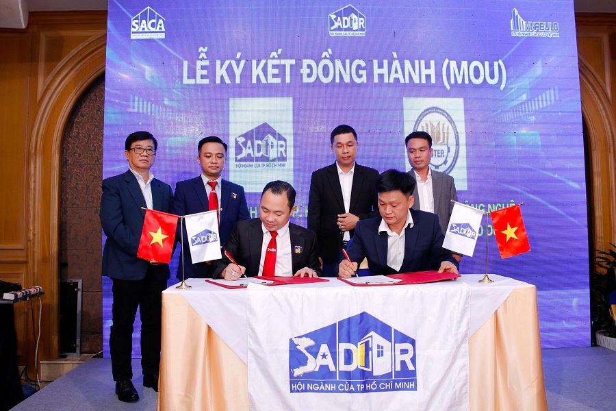 Hội Ng&agrave;nh Cửa TP. Hồ Ch&iacute; Minh đ&atilde; tiến h&agrave;nh k&yacute; kết Bi&ecirc;n bản ghi nhớ hợp t&aacute;c với Viện Khoa học v&agrave; Nghi&ecirc;n cứu Gi&aacute;o dục.