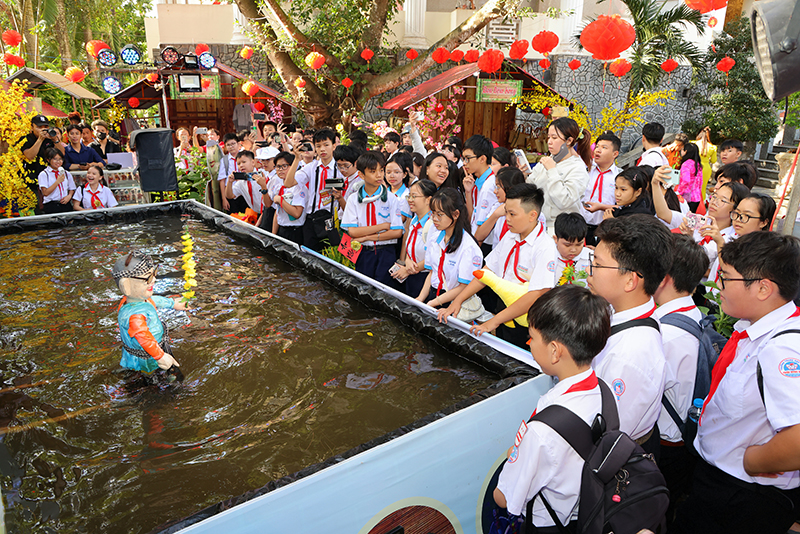 Cần Thơ: “Sắc Xuân miệt vườn năm 2026” rộn ràng ký ức Tết xưa