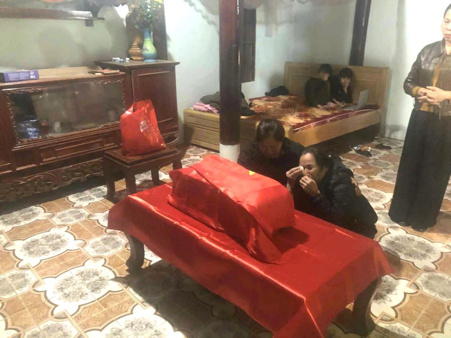 Hai h&agrave;i cốt liệt sĩ đ&atilde; được đưa về qu&ecirc; nh&agrave; an t&aacute;ng theo nguyện vọng của gia đ&igrave;nh