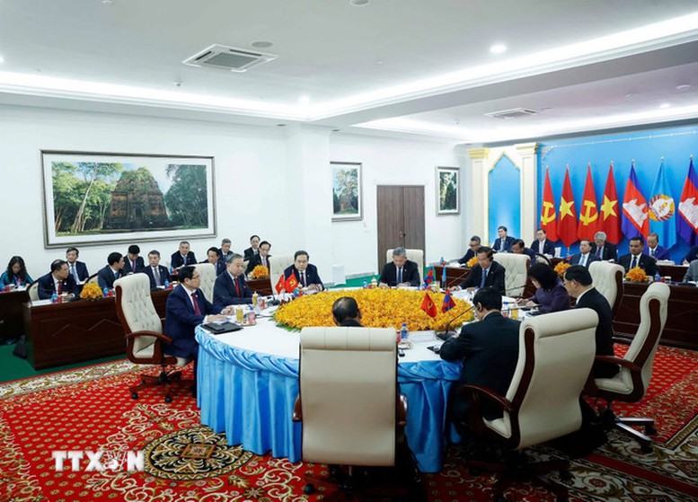 Cuộc gặp cấp cao giữa 3 đảng: Đảng Nh&acirc;n d&acirc;n Campuchia, Đảng Cộng sản Việt Nam v&agrave; Đảng Nh&acirc;n d&acirc;n C&aacute;ch mạng L&agrave;o - Ảnh: TTXVN