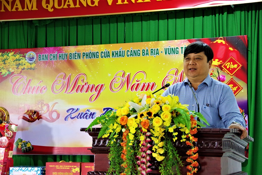 Đồng ch&iacute; Nguyễn Ch&iacute; Trung, Ủy vi&ecirc;n Ban Thường vụ Th&agrave;nh ủy, B&iacute; thư Đảng ủy phường B&igrave;nh Dương, TP.HCM phát bi&ecirc;̉u tại bu&ocirc;̉i làm vi&ecirc;̣c