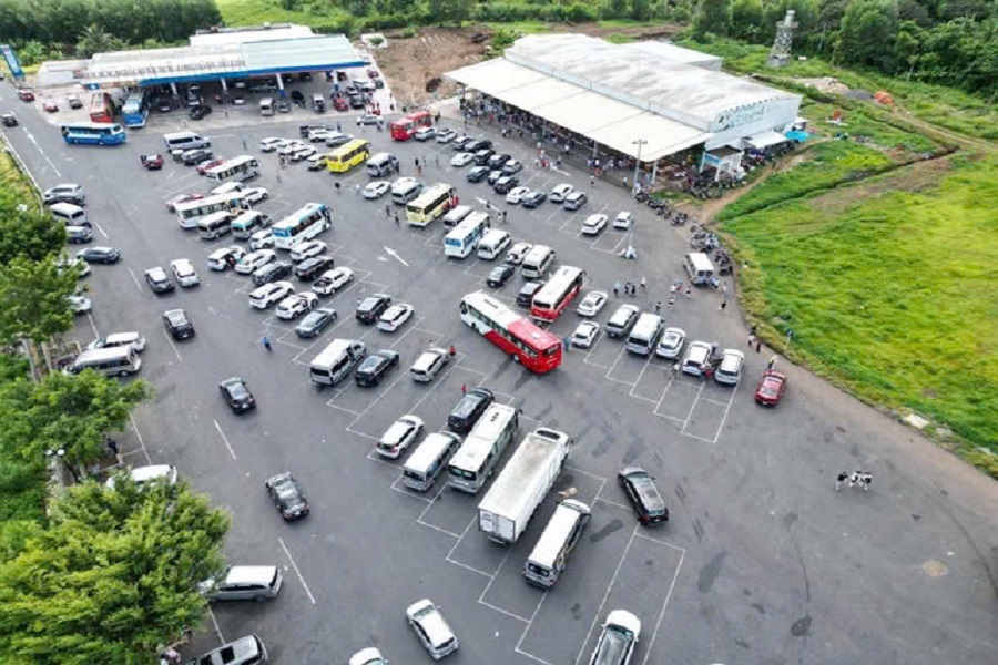 Trạm dừng nghỉ tr&ecirc;n cao tốc Bắc-Nam