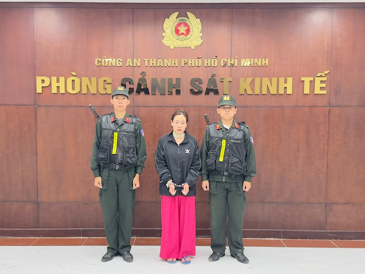 TPHCM: Triệt phá đường dây mua bán trái phép hóa đơn trị giá hàng nghìn tỷ đồng