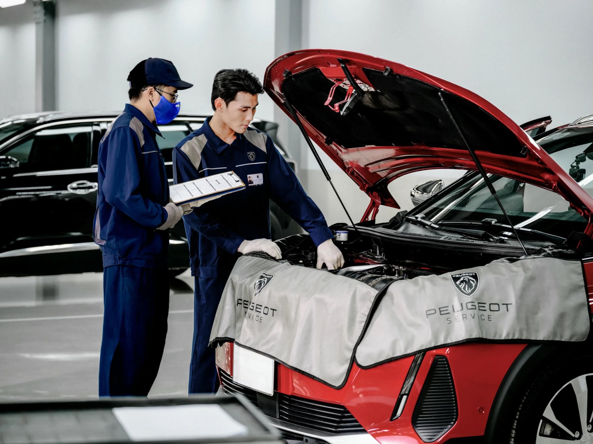 Ch&iacute;nh s&aacute;ch hậu m&atilde;i c&ugrave;ng hệ thống xưởng dịch vụ ch&iacute;nh h&atilde;ng to&agrave;n diện