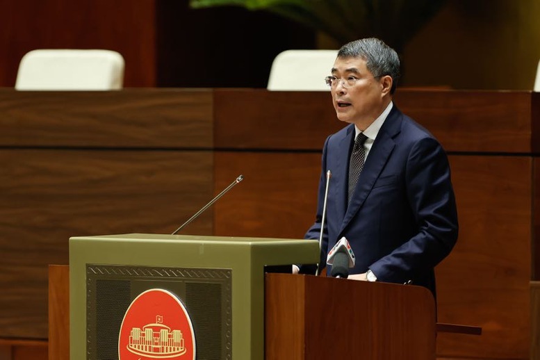 Đồng ch&iacute; L&ecirc; Minh Hưng phổ biến 10 nh&oacute;m nhiệm vụ, giải ph&aacute;p về x&acirc;y dựng, chỉnh đốn Đảng n&ecirc;u trong văn kiện Đại hội XIV của Đảng - Ảnh: VGP/Nhật Bắc