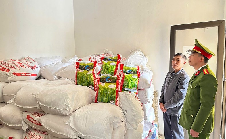 Triệt phá cơ sở sản xuất gạo giả thương hiệu “Thơm Lài Sữa” tại Hà Tĩnh