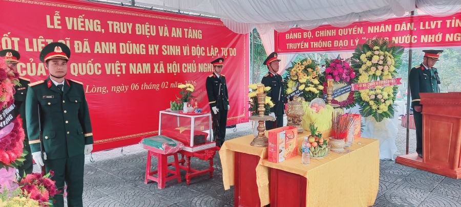 Buổi lễ được tổ chức long trọng v&agrave; trang nghi&ecirc;m