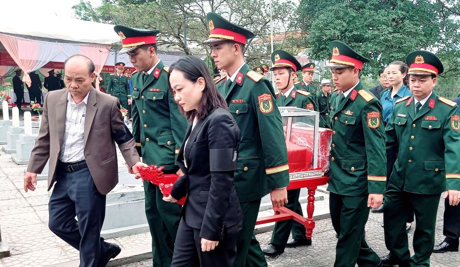 Quảng Trị: Lễ viếng, truy điệu và an táng hài cốt liệt sĩ tại xã Ba Lòng