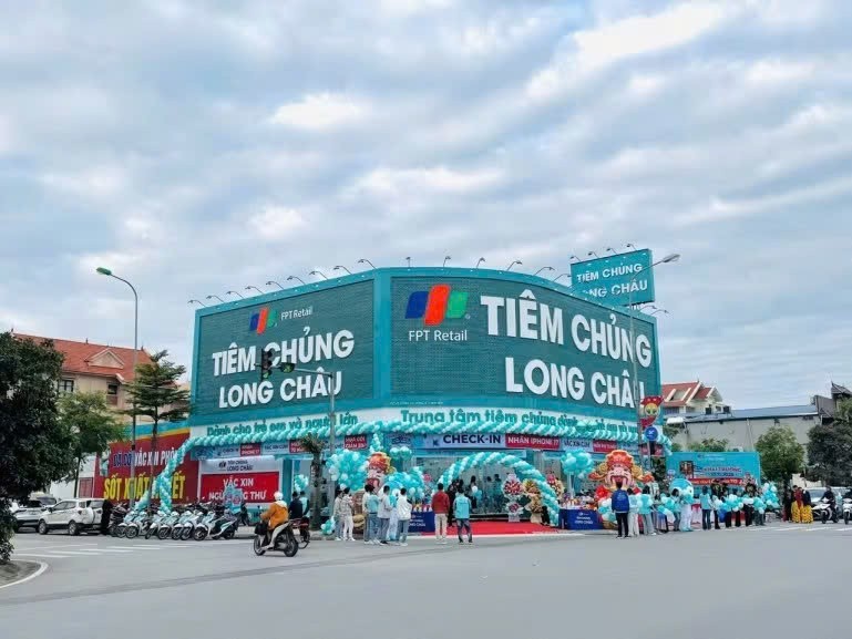 Chủ chuỗi Long Châu – FPT Shop hướng tới mức lợi nhuận kỷ lục