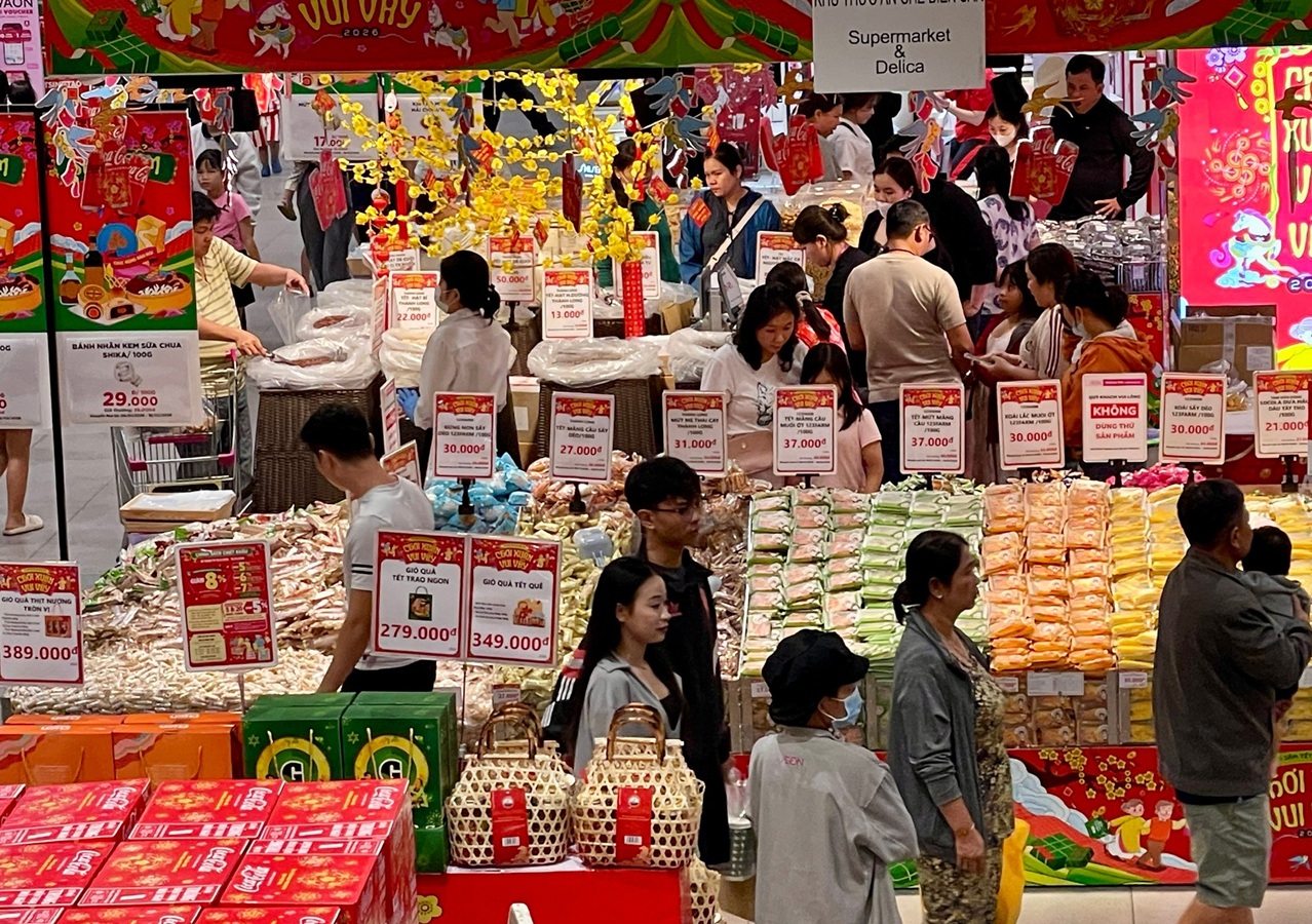 Siêu thị đồng loạt tung khuyến mãi đậm để kích cầu mua sắm Tết Bính Ngọ 2026