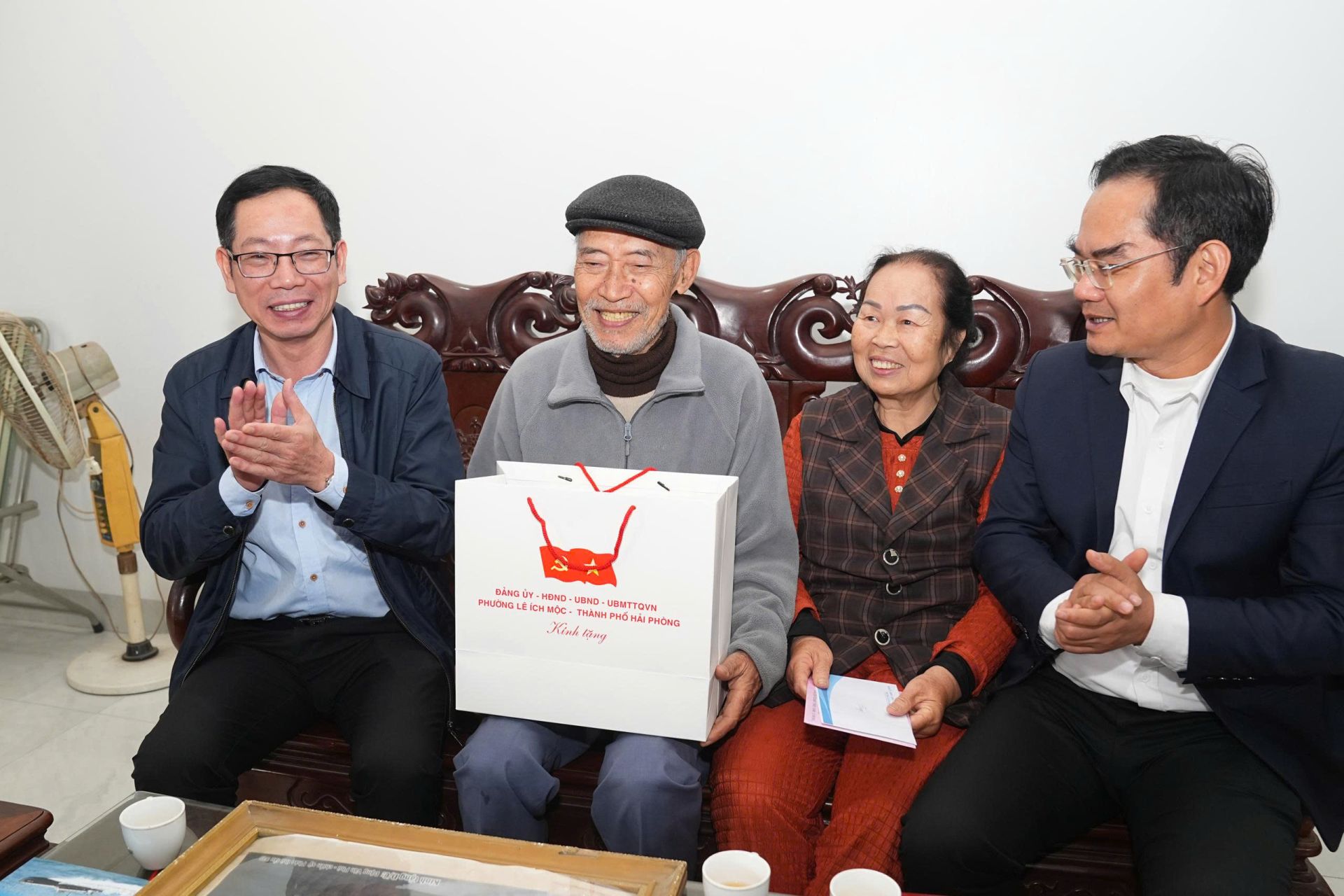 Hải Phòng: Thăm, tặng quà Tết các gia đình chính sách dịp Tết Nguyên đán Bính Ngọ 2026