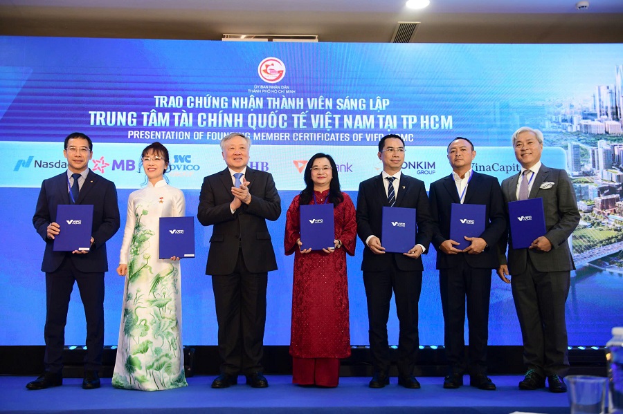 TPBank l&agrave; th&agrave;nh vi&ecirc;n s&aacute;ng lập c&ugrave;ng nhiều doanh nghiệp h&agrave;ng đầu trong ng&agrave;nh t&agrave;i ch&iacute;nh ng&acirc;n h&agrave;ng v&agrave; nền kinh tế