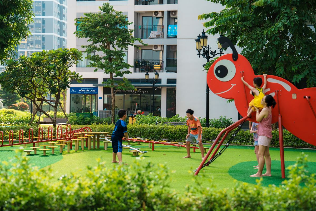 Mỗi cư d&acirc;n Vinhomes Grand Park sở hữu 16m2 kh&ocirc;ng gian xanh v&agrave; tiện &iacute;ch c&ocirc;ng cộng