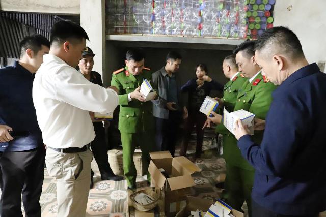 Hà Tĩnh: Triệt xóa đường dây sản xuất thuốc tăng cân giả “đông y” quy mô lớn