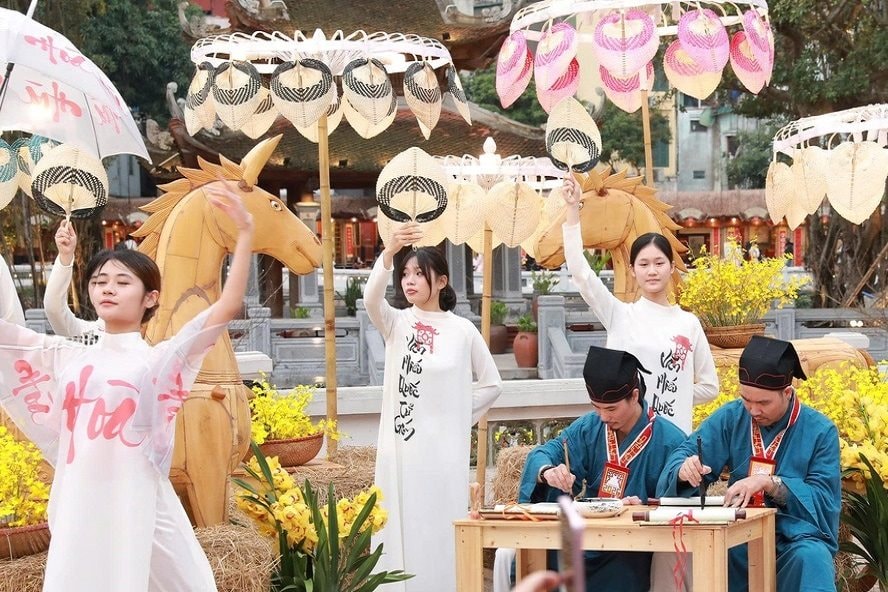 Hội chữ Xuân Bính Ngọ 2026: Tôn vinh “Quốc học”, lan tỏa giá trị văn hiến Thăng Long