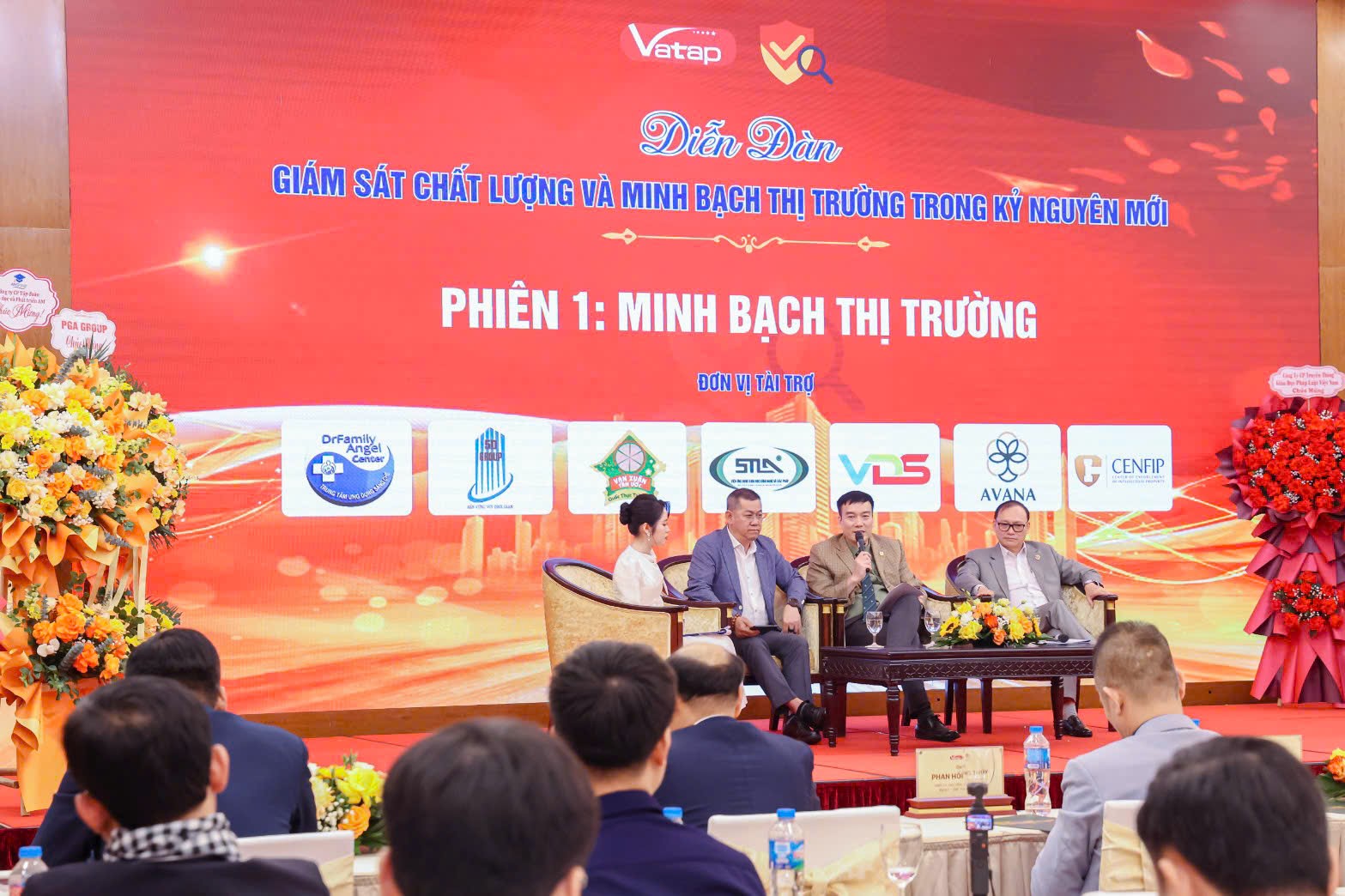 Diễn đ&agrave;n Gi&aacute;m s&aacute;t v&agrave; Minh bạch thị trường trong kỷ nguy&ecirc;n mới do Trung t&acirc;m Gi&aacute;m s&aacute;t chất lượng v&agrave; Ph&ograve;ng chống h&agrave;ng giả c&ugrave;ng Hiệp hội VATAP tổ chức