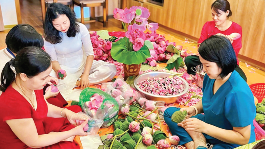 Hợp tác xã tăng tốc sản xuất, bảo đảm nguồn nông sản phục vụ thị trường Tết