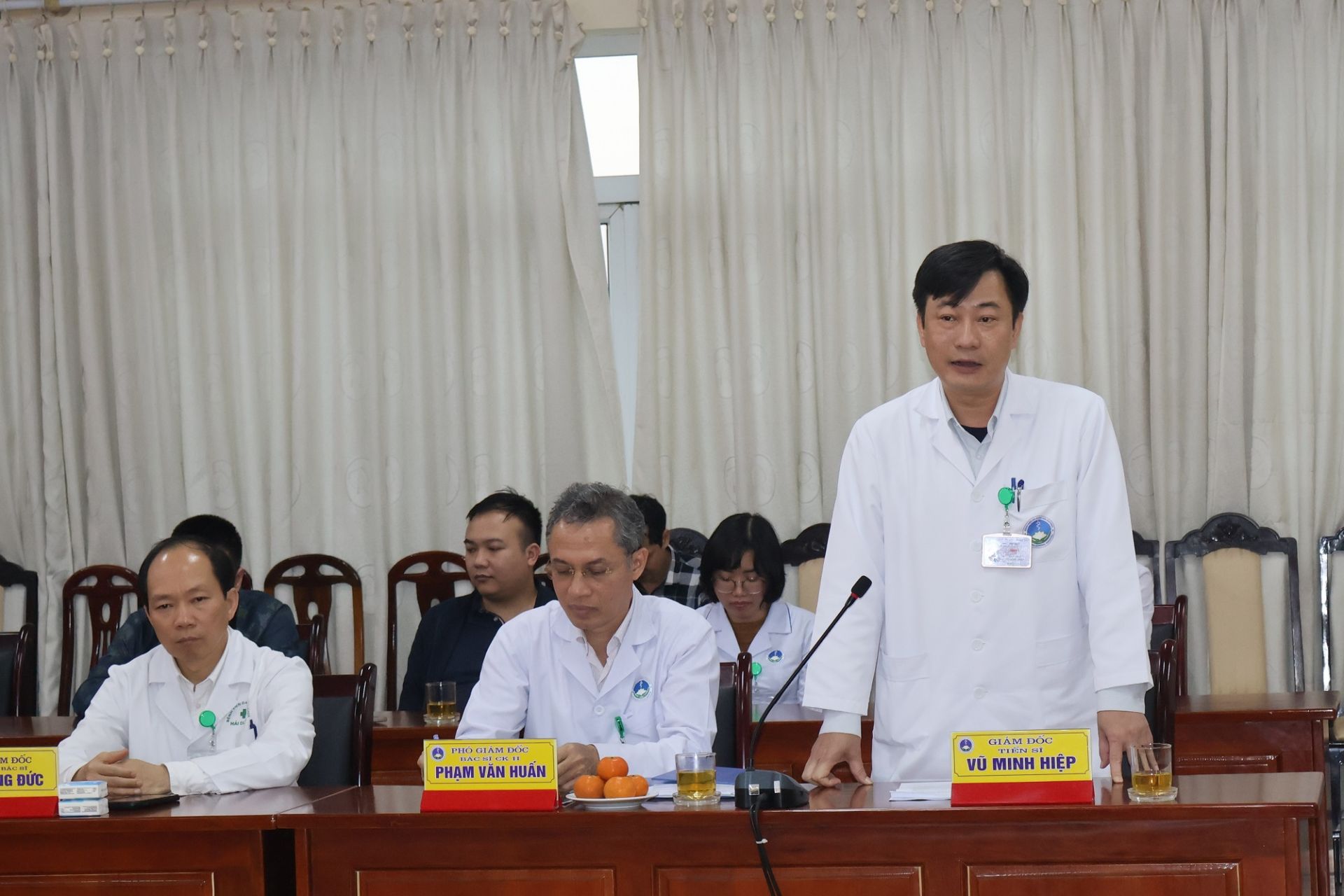 TS. Vũ Minh Hiệp, Giám đốc Bệnh viện Đa khoa Hải Dương phát biểu tại buổi đón tiếp Phó Chủ tịch UBND thành phố. TS. Vũ Minh Hiệp, Giám đốc Bệnh viện Đa khoa Hải Dương phát biểu tại buổi đón tiếp Phó Chủ tịch UBND thành phố.