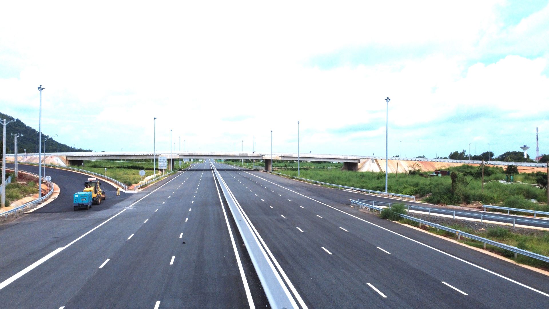 Hoãn thông xe tạm một chiều cao tốc Biên Hòa – Vũng Tàu do chưa đảm bảo an toàn