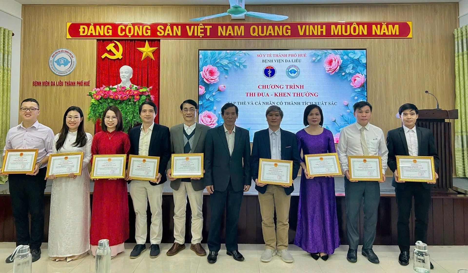 Nhiều tập thể, c&aacute; nh&acirc;n BVDL được khen thưởng