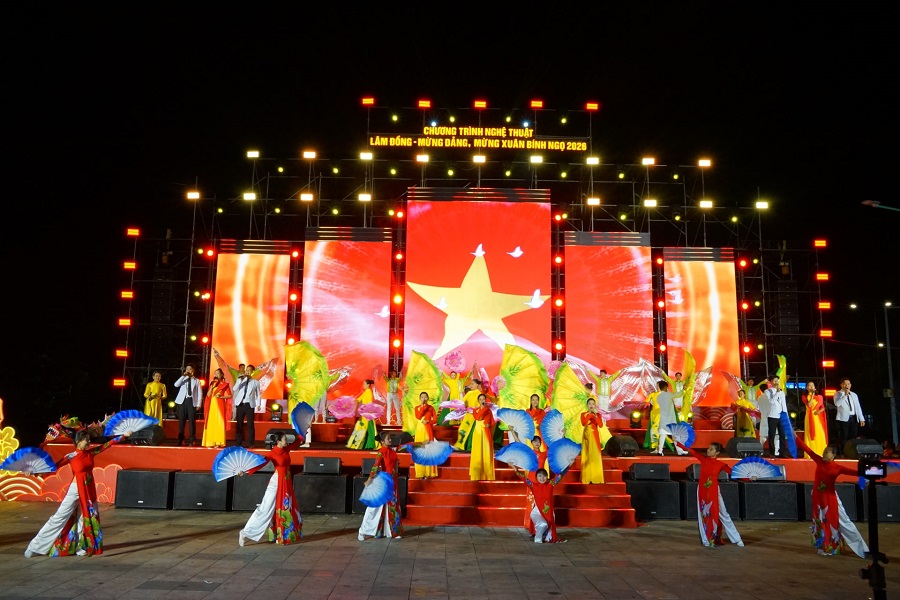 Chương tr&igrave;nh nghệ thuật Ch&agrave;o xu&acirc;n B&iacute;nh Ngọ - 2026 tại khu vực ph&iacute;a Đ&ocirc;ng L&acirc;m Đồng sẽ diễn ra l&uacute;c 20h00, ng&agrave;y 16/2 (tức 29 Th&aacute;ng Chạp)