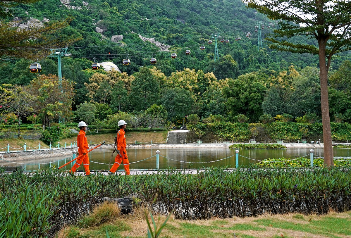 EVNSPC tăng cường giải pháp đảm bảo điện an toàn, ổn định phục vụ các hoạt động văn hoá, nghệ thuật dịp Tết Nguyên đán 2026 EVNSPC tăng cường giải pháp đảm bảo điện an toàn, ổn định phục vụ các hoạt động văn hoá, nghệ thuật dịp Tết Nguyên đán 2026