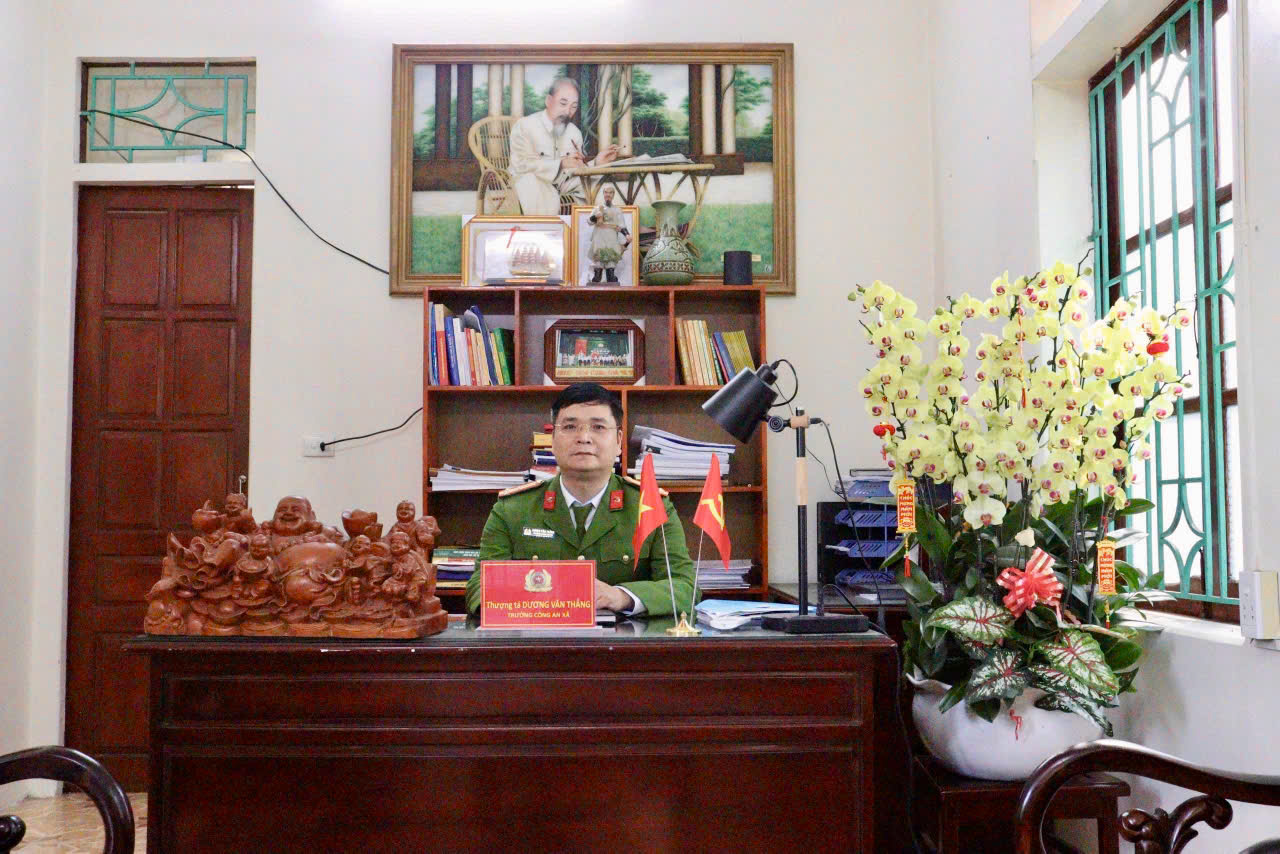 Thượng t&aacute; Dương Văn Thắng