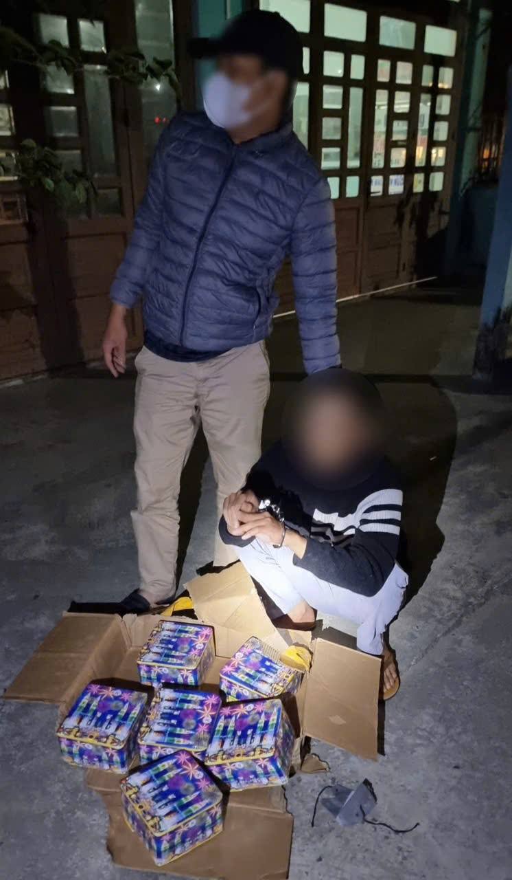 Đối tượng và tang vật thu được Đối tượng và tang vật thu được