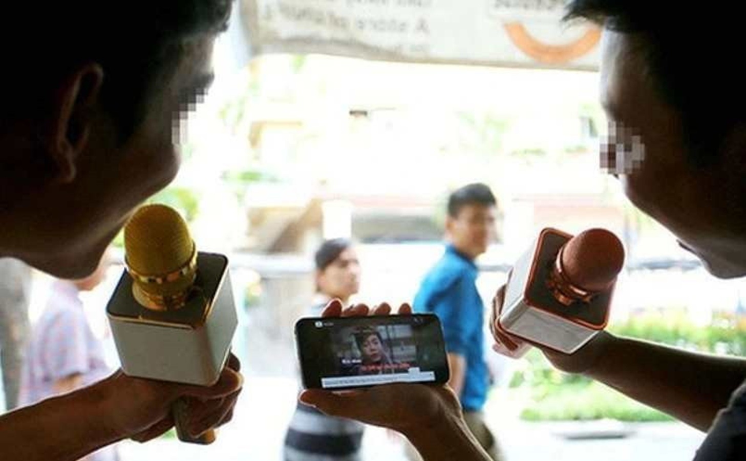 Quy định mới về xử phạt hát karaoke gây ồn ào trong khu dân cư dịp Tết 2026