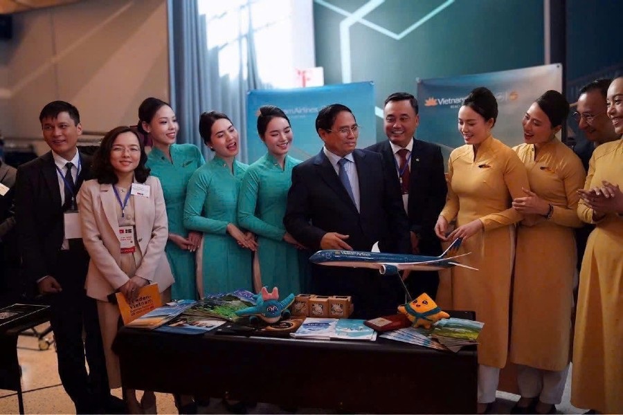 Doanh nh&acirc;n Hồ Hồng 