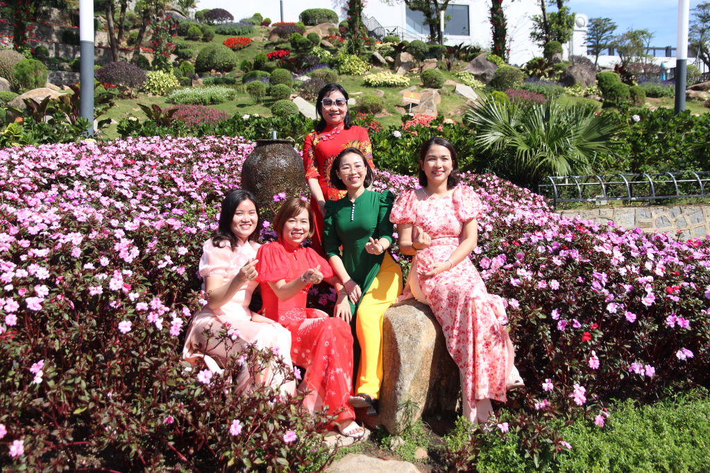 Tây Ninh: Bảo đảm an toàn giao thông, quản lý tốt hoạt động kinh doanh dịch vụ tại Hội xuân núi Bà Đen