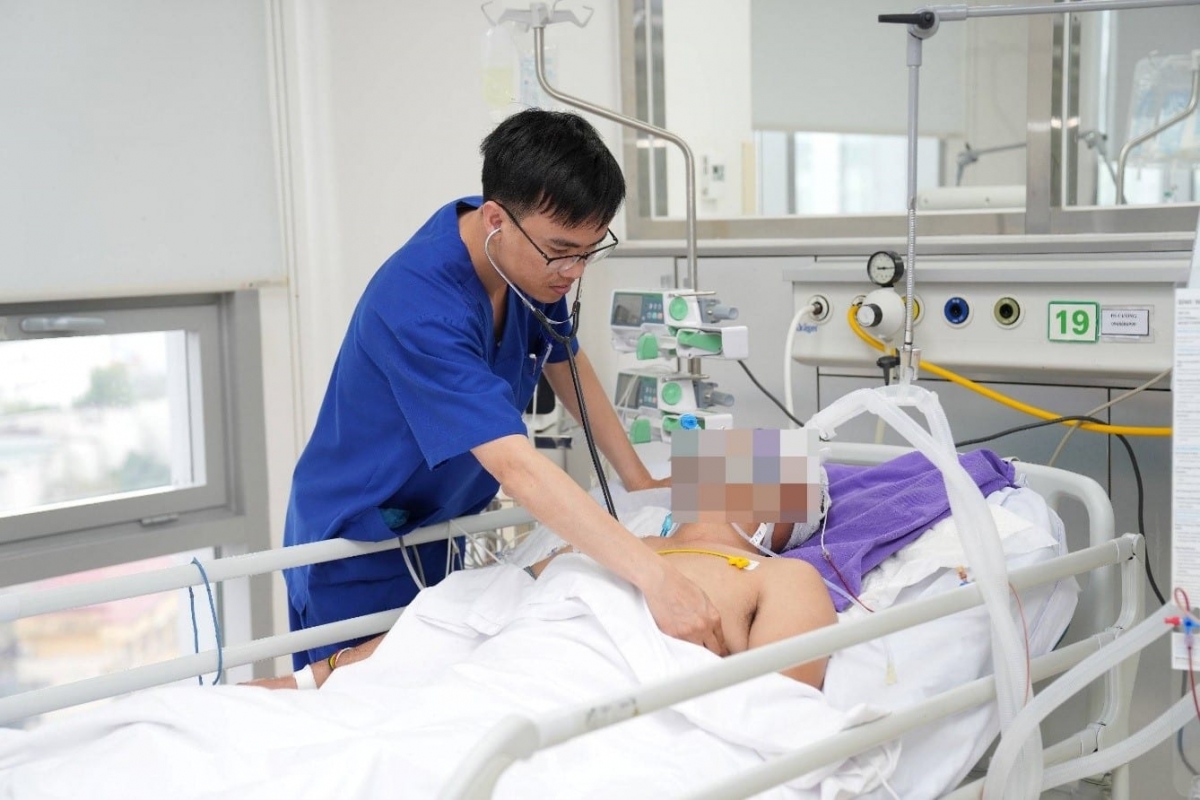 Cảnh báo gia tăng nguy cơ đột quỵ và sai lầm trì hoãn nhập viện dịp Tết