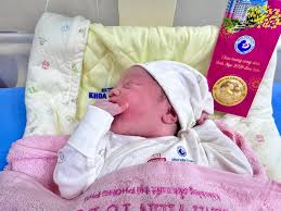 Hơn 8.300 trẻ chào đời trong 4 ngày Tết Bính Ngọ, gần 90.000 bệnh nhân đang điều trị tại các cơ sở y tế