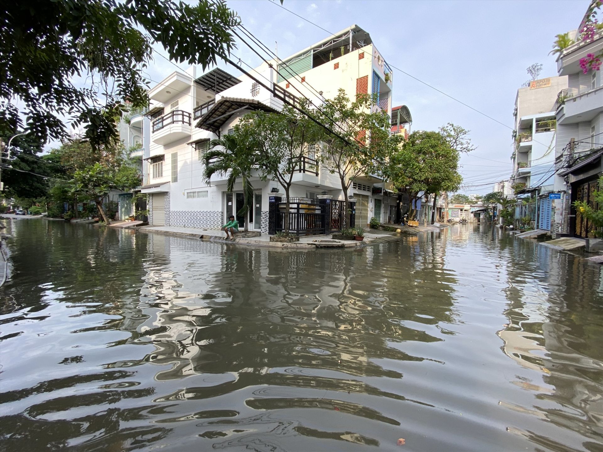 Cảnh b&aacute;o triều cường vượt mức b&aacute;o động 3