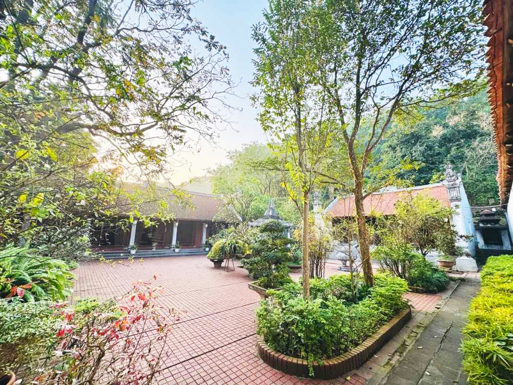 Ch&ugrave;a Phật T&iacute;ch.