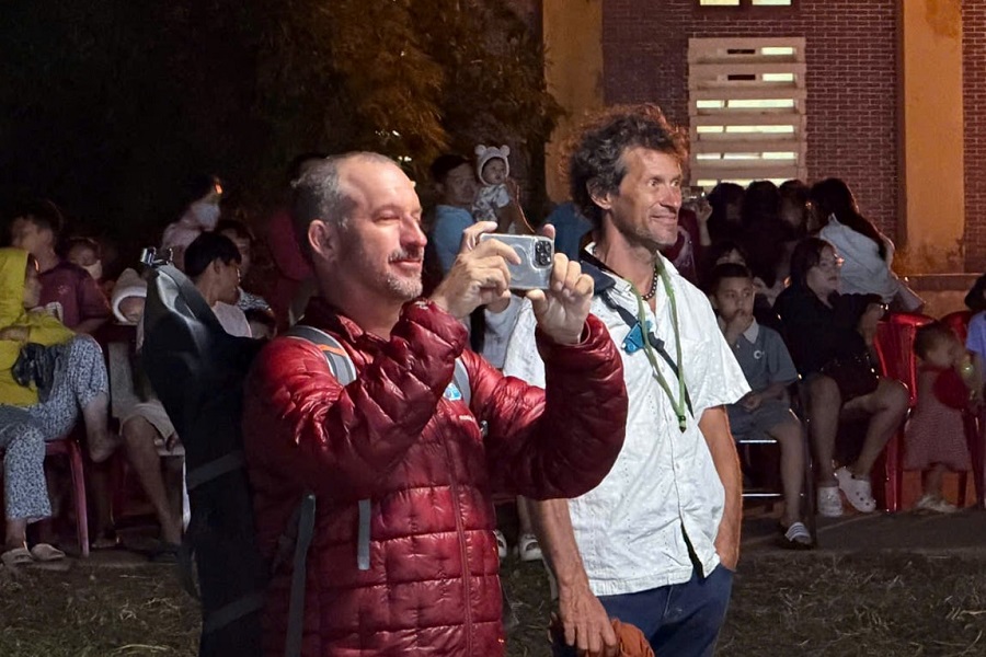 Du kh&aacute;ch quốc tế th&iacute;ch th&uacute; đ&oacute;n Tết tại đặc khu Ph&uacute; Qu&yacute;