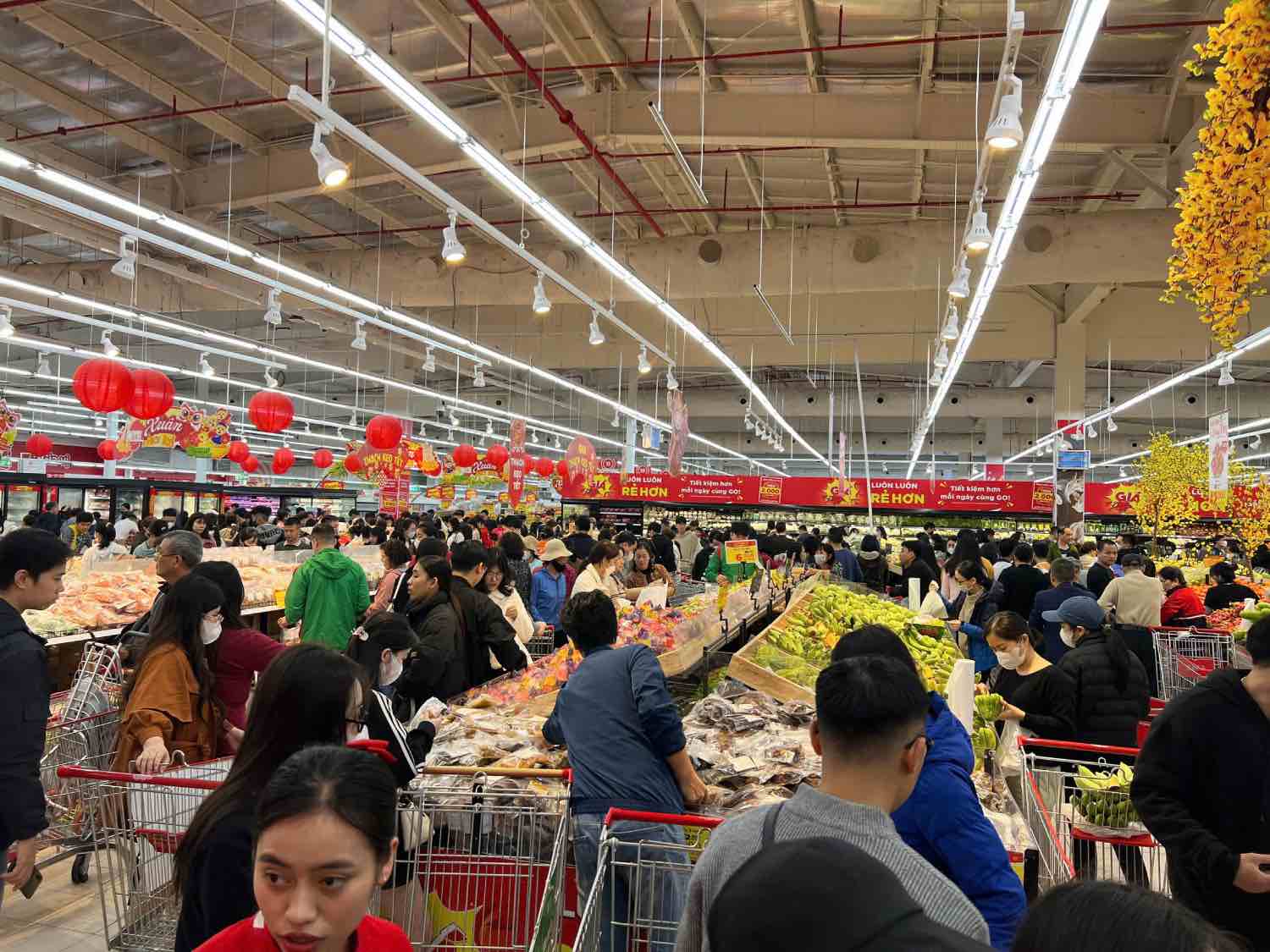 Bộ Tài chính: Giá cả thị trường ngày mùng 5 Tết không có biến động bất thường